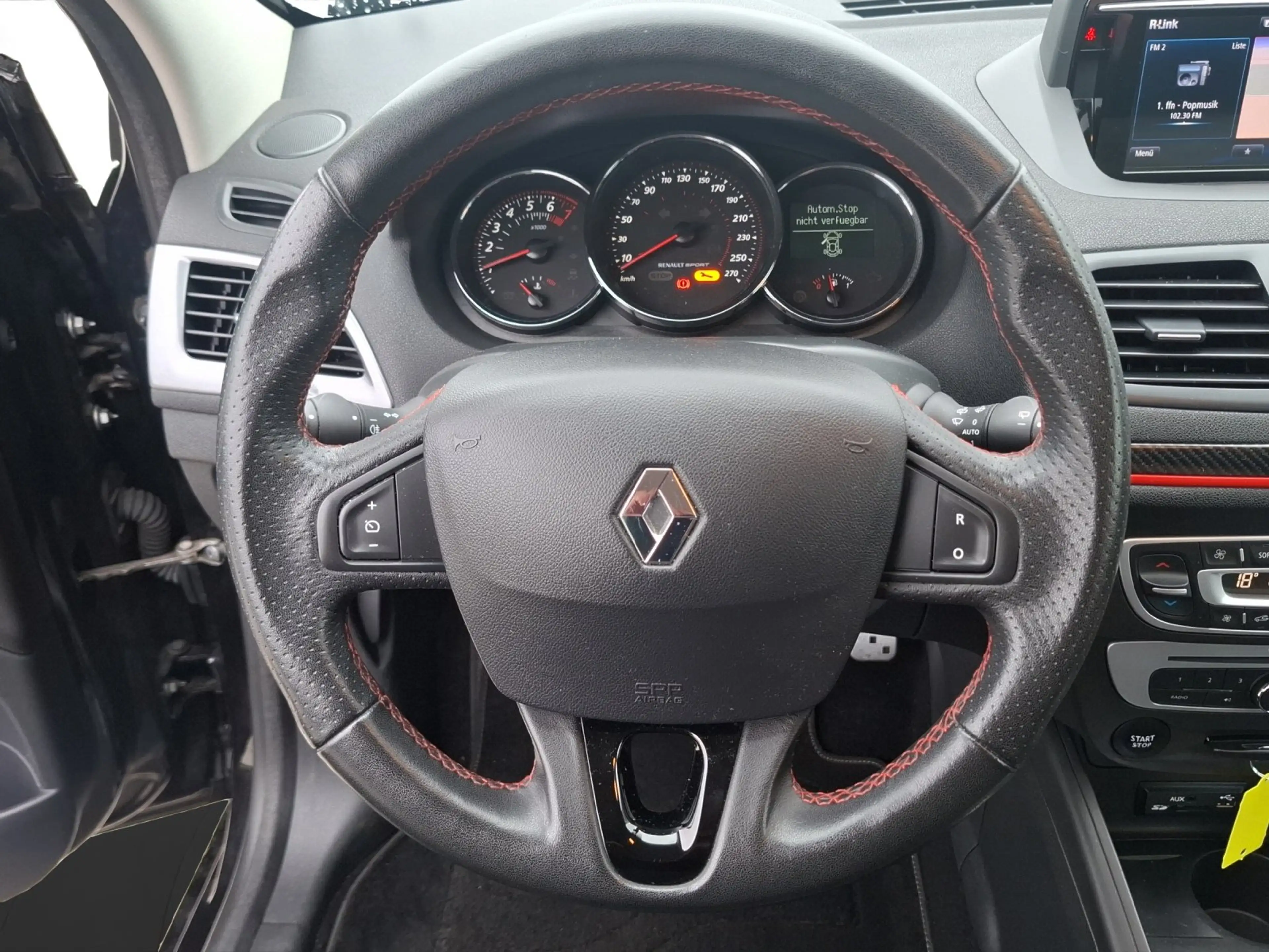 Renault Megane III Coupe  GT Line 2.0 TCe 220 — photo 11