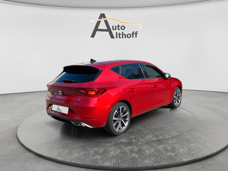 SEAT Leon 1.5 eTSI FR NAV SHZ LED KAM ACC — photo 7