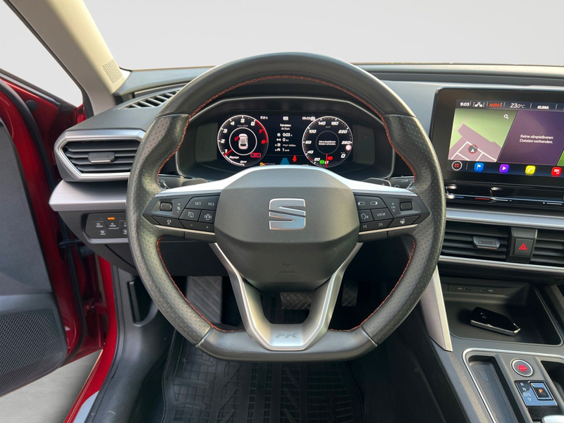SEAT Leon 1.5 eTSI FR NAV SHZ LED KAM ACC — photo 13