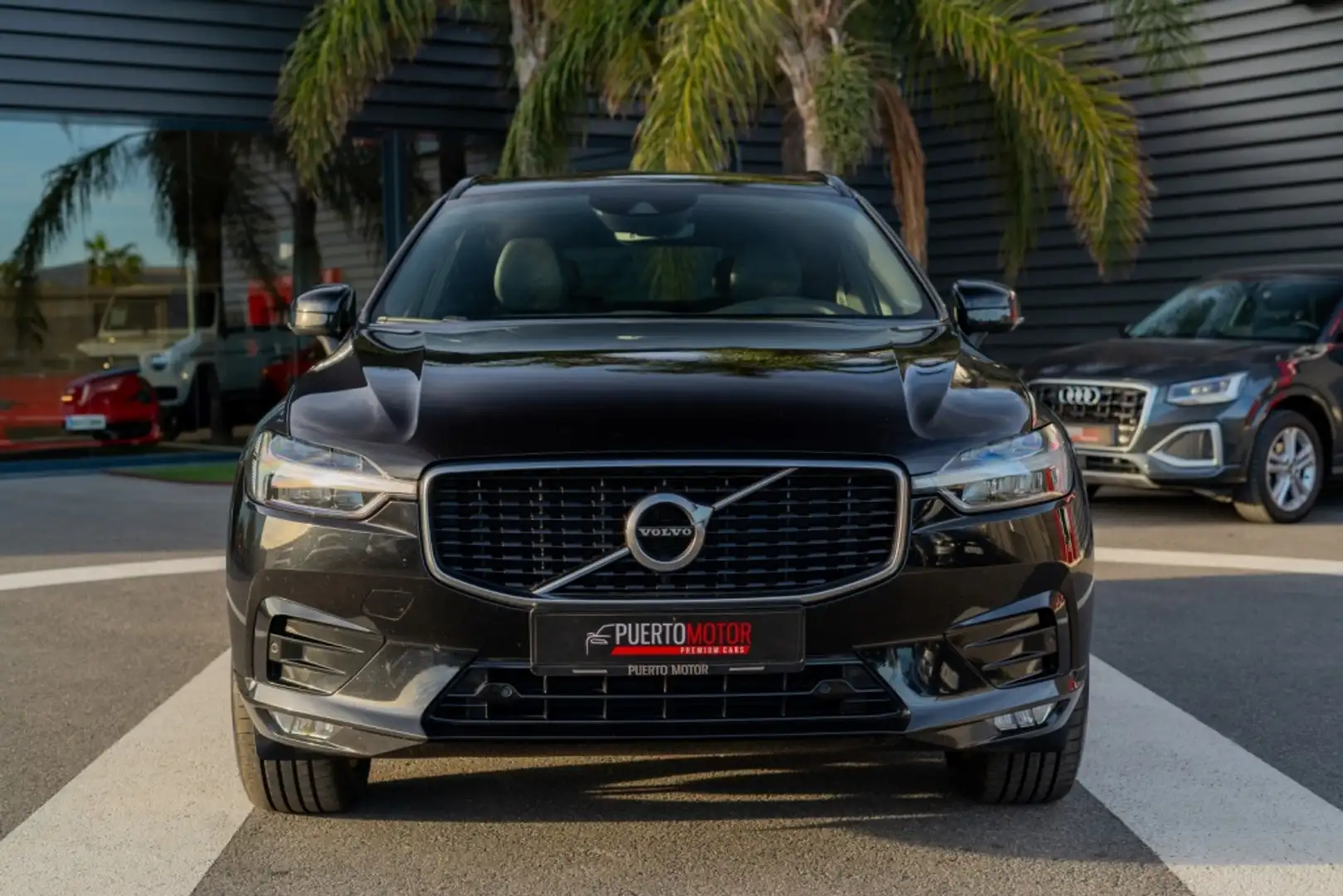 Volvo XC60 D4 R-Design AWD Aut. Negro - 2