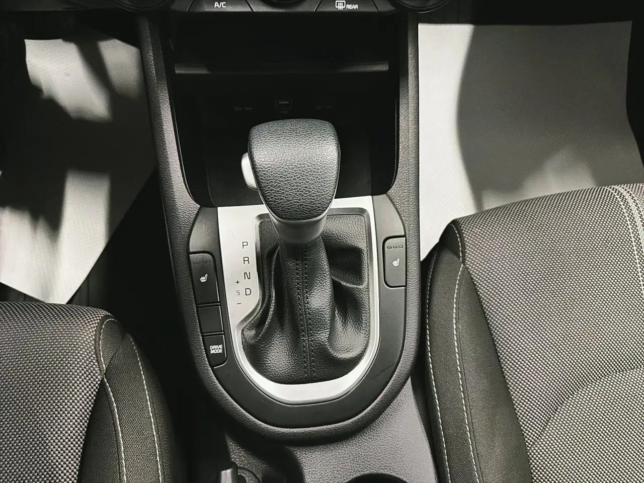 Kia Forte снимка Kia Forte