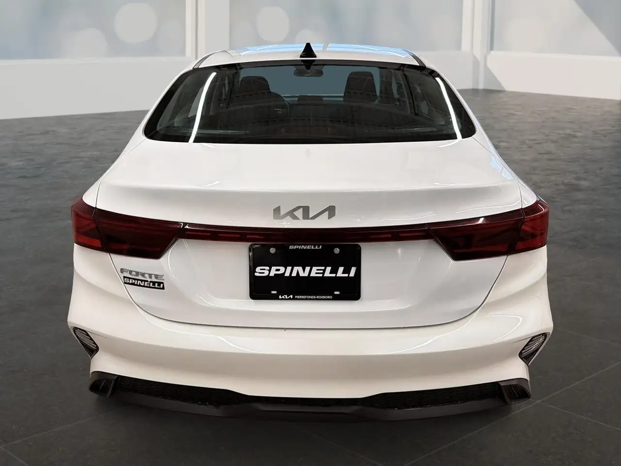Kia Forte снимка Kia Forte