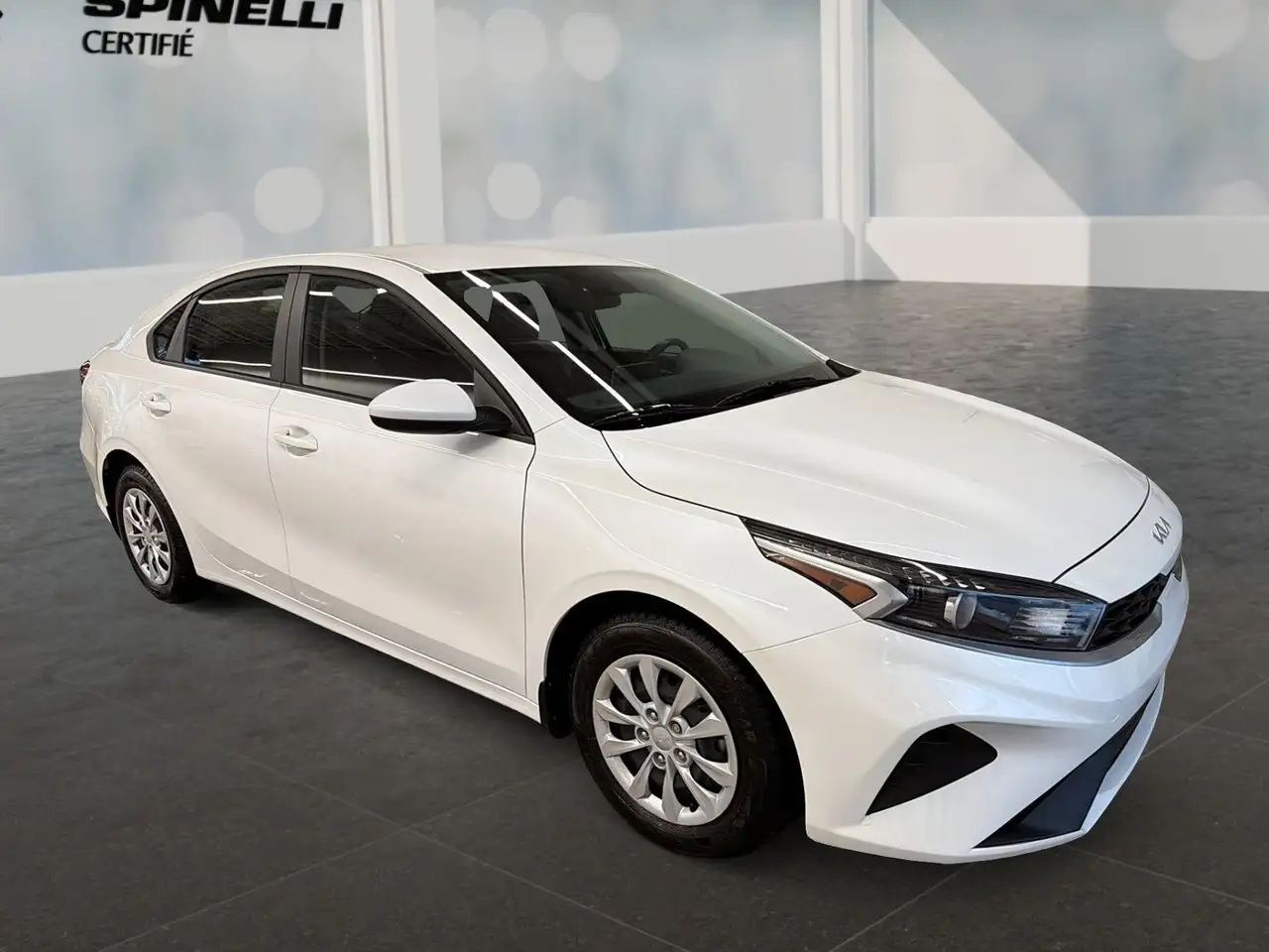 Kia Forte снимка Kia Forte