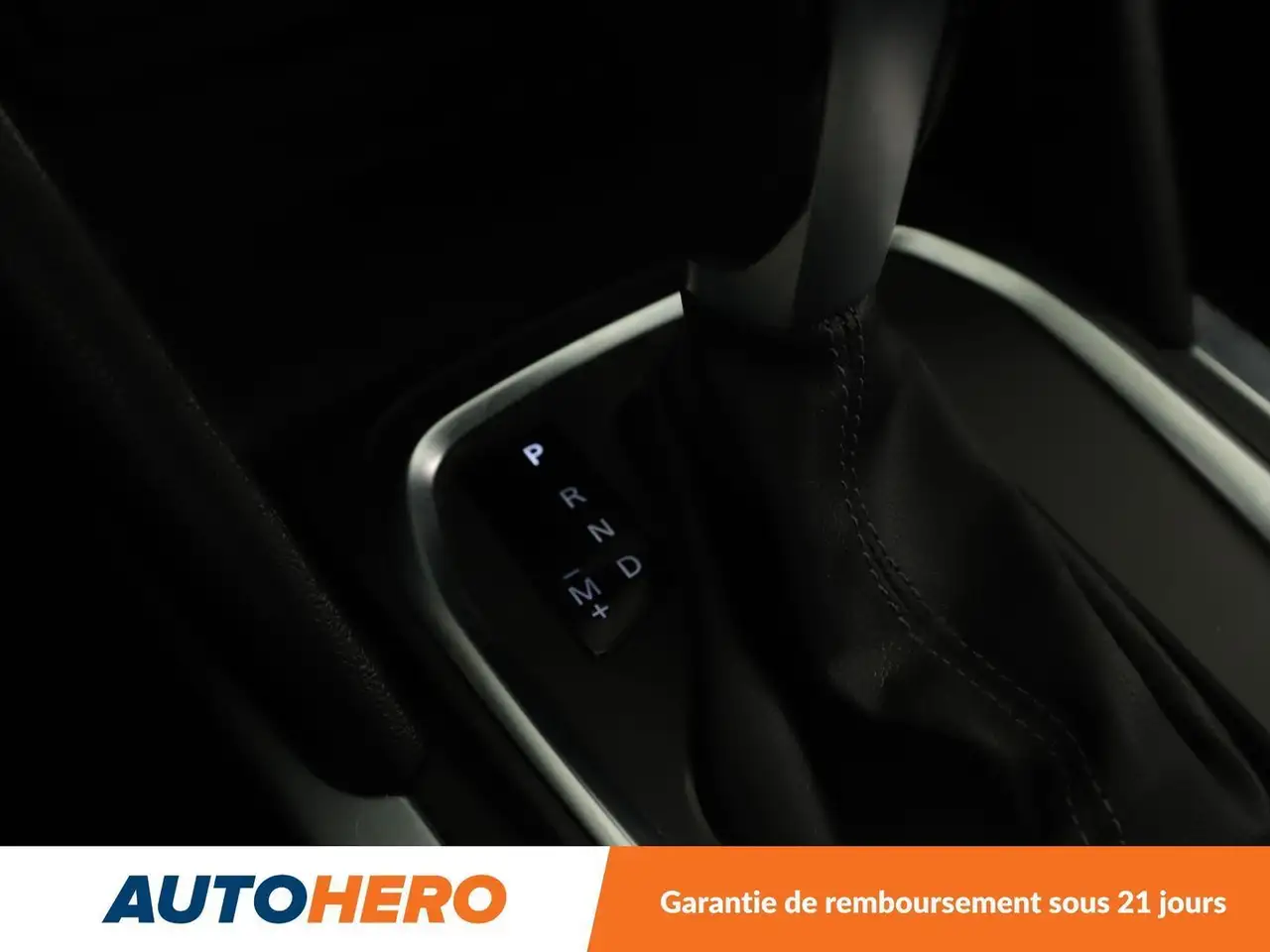 Renault Megane Citadine 5 portes — photo 28