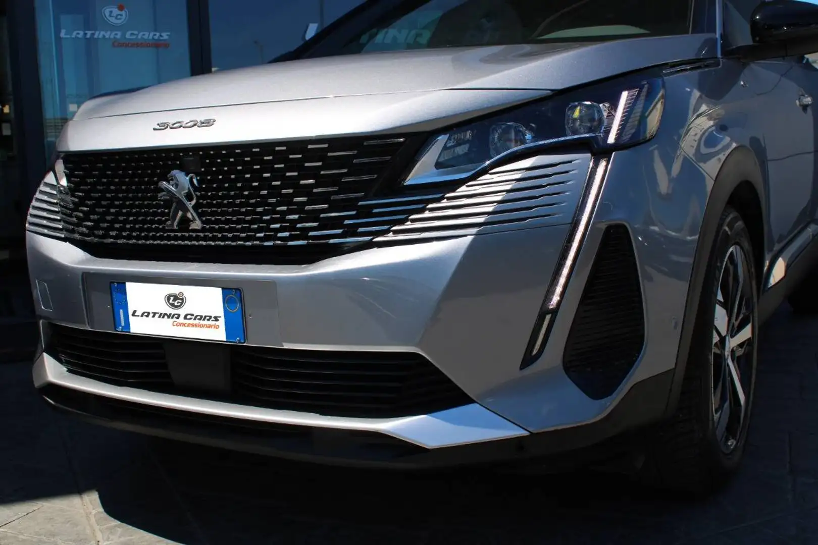 Peugeot 3008 1.5 bluehdi GT s&s 130cv AUTO con CarPlay Argent - 2
