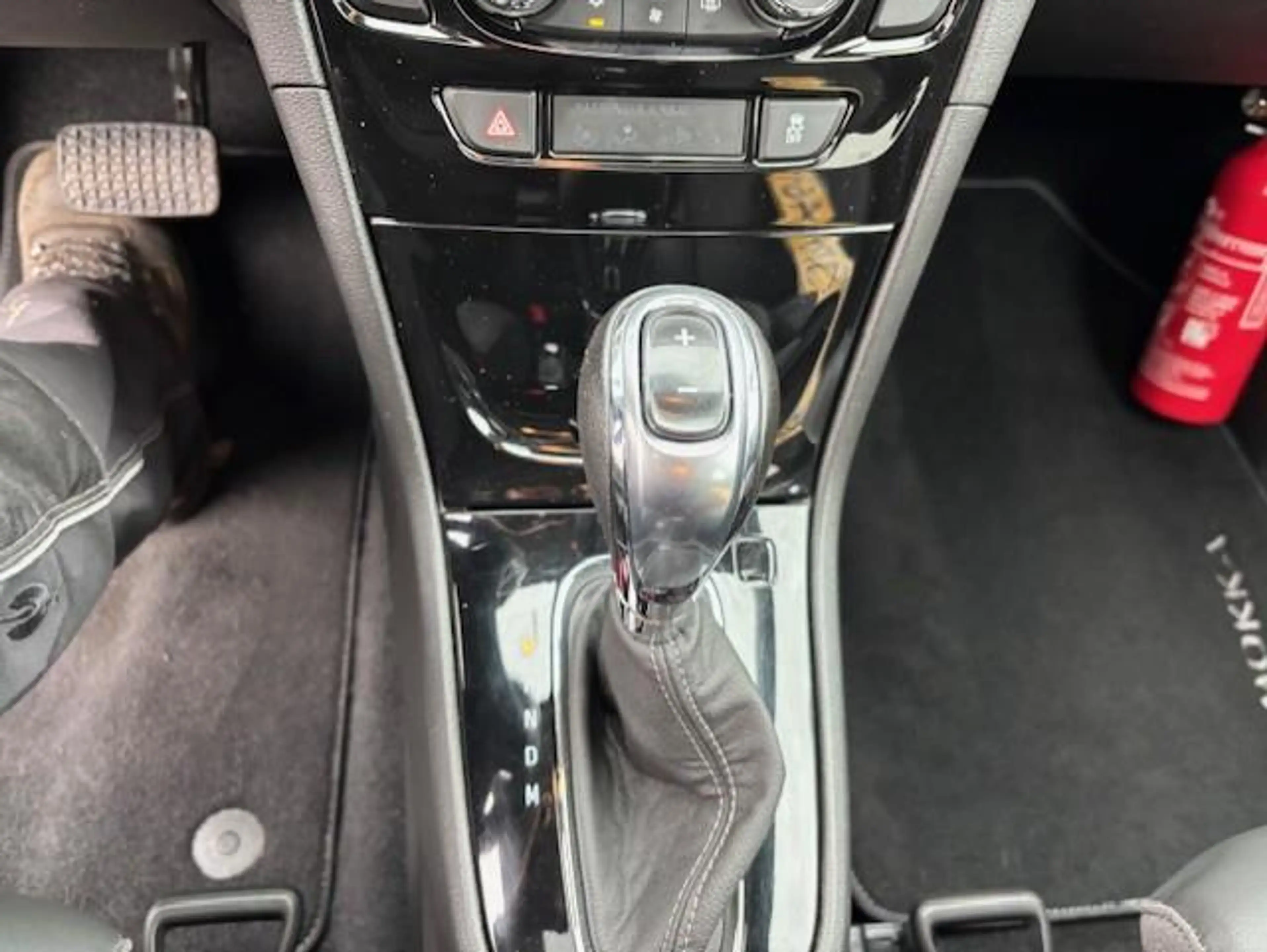 Opel Mokka X 1.4 Turbo 4x4 Innovation leder navi trekhaak 1500 — photo 12