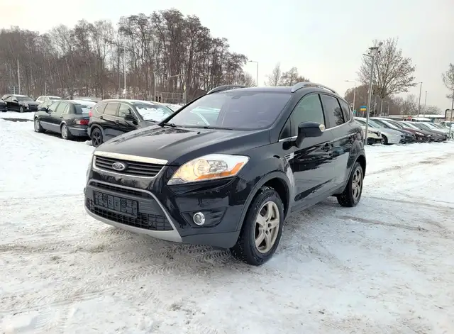 Ford Kuga Titanium S*LMF*Pano*Temp*SZH*Klima*AHK*TÜV*