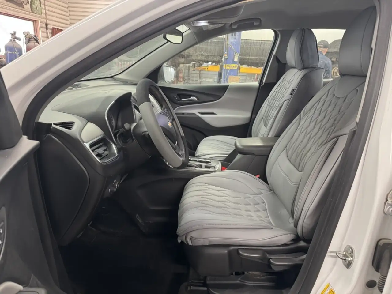 Chevrolet Equinox снимка Chevrolet Equinox