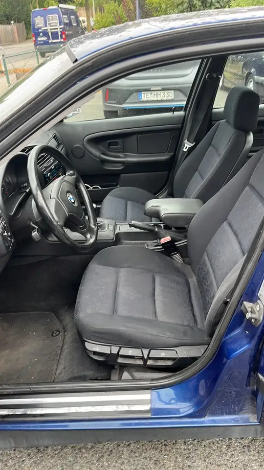 BMW 316i, foto 8