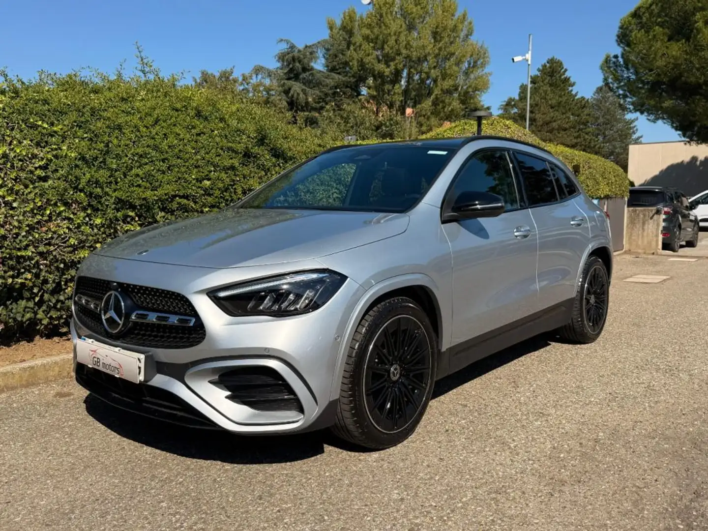 Mercedes-Benz GLA 200 d Automatic AMG Line Premium NIGHT - TETTO - 20 Zilver - 2