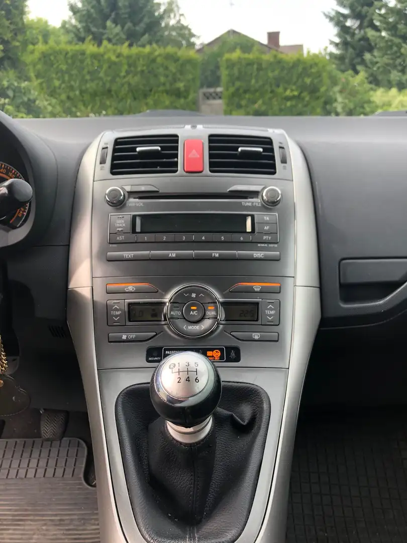 Toyota Auris Auris 1.33i VVT-i Cool Argent - 2