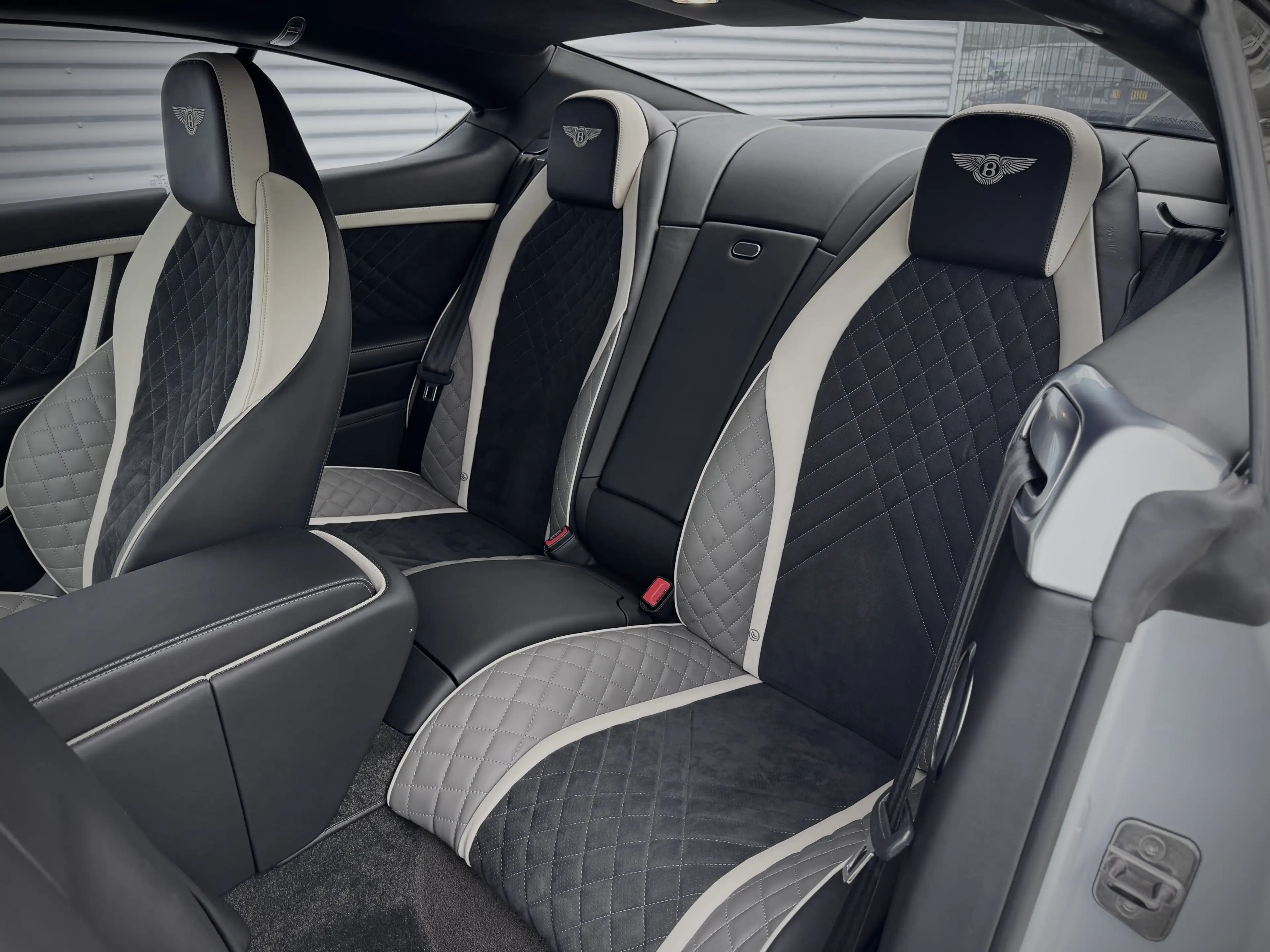 Bentley Continental GT 6.0 W12 Supersports | 1 of 710 | — photo 7