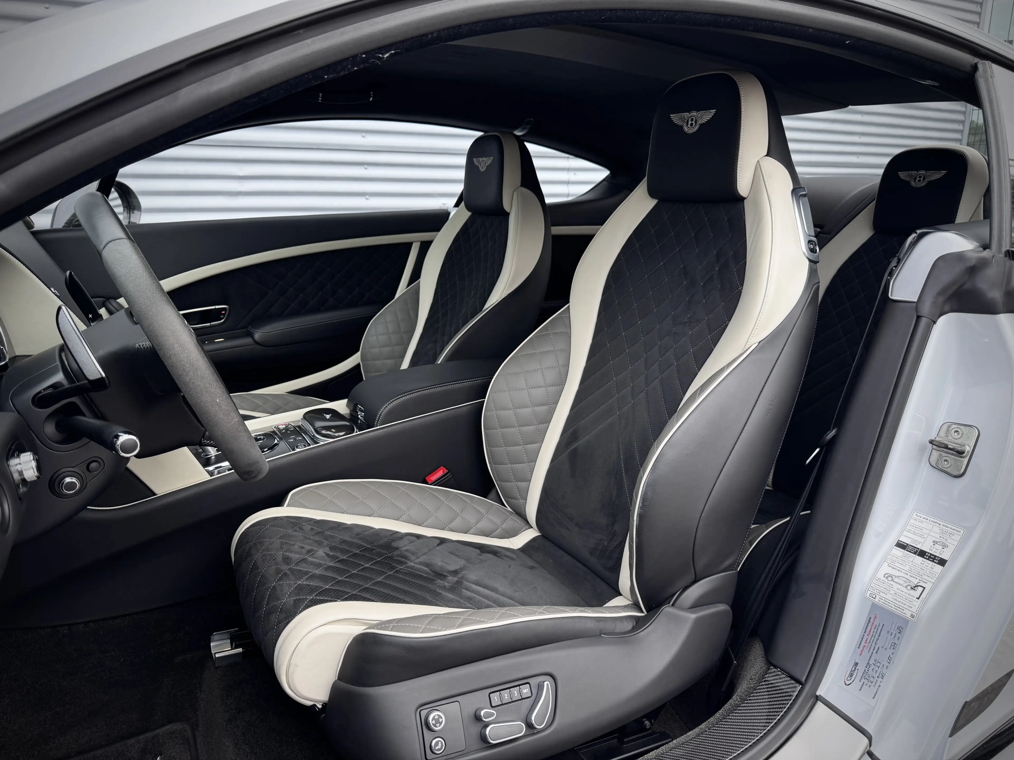 Bentley Continental GT 6.0 W12 Supersports | 1 of 710 | — photo 6