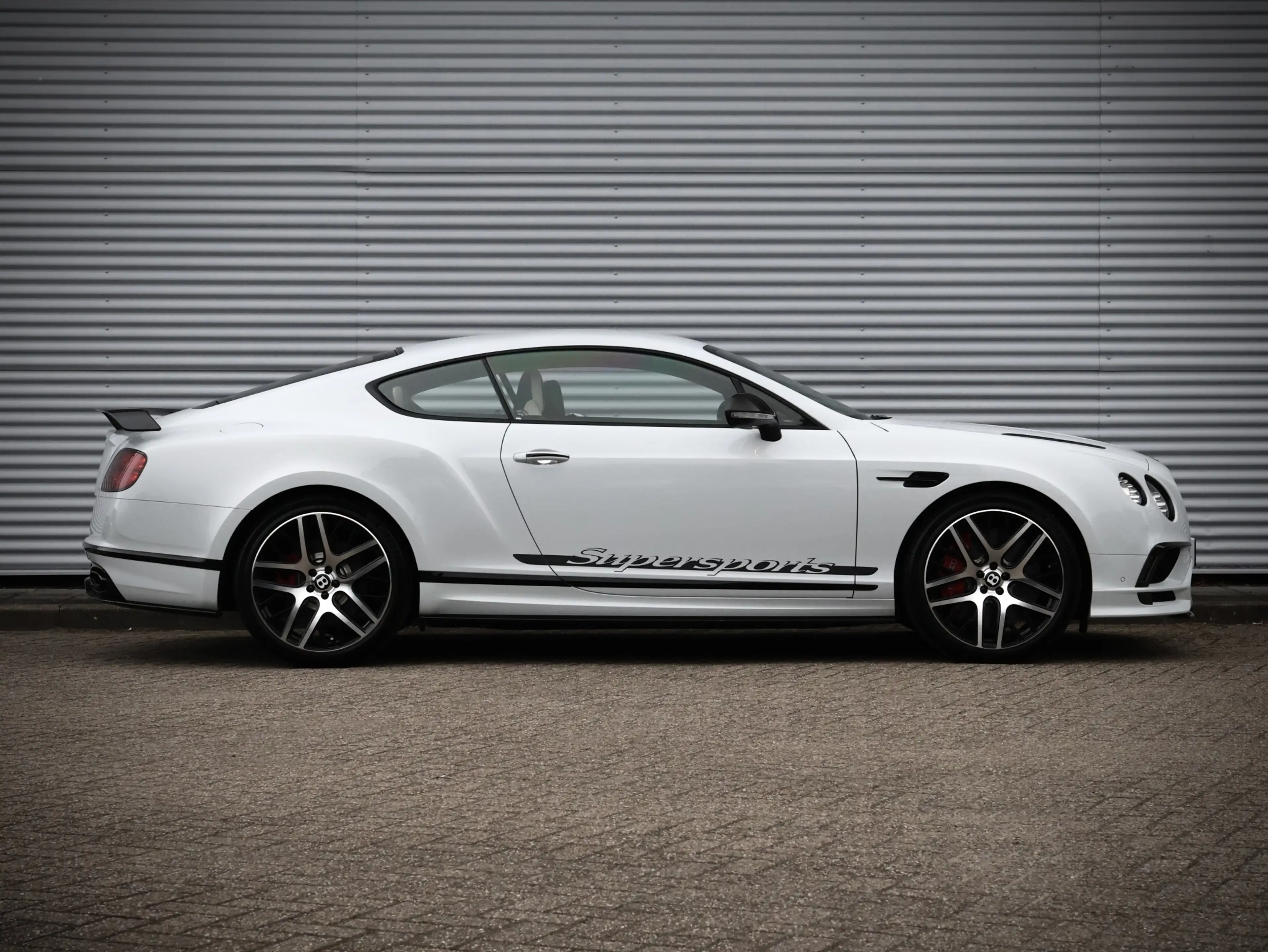 Bentley Continental GT 6.0 W12 Supersports | 1 of 710 | — photo 13