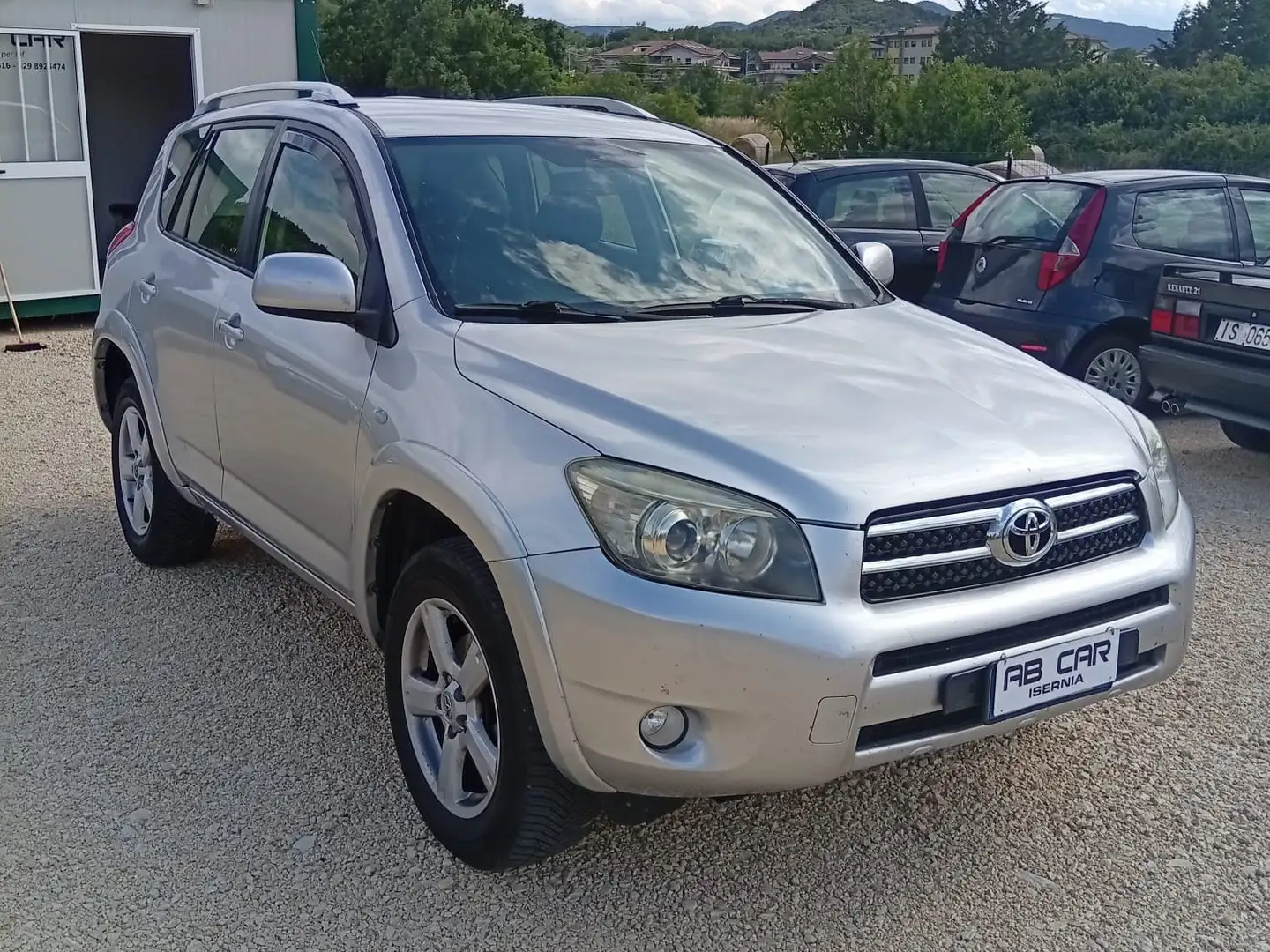 Toyota RAV 4 RAV4 2.2 d-4d Sol Plus 177cv Silber - 2