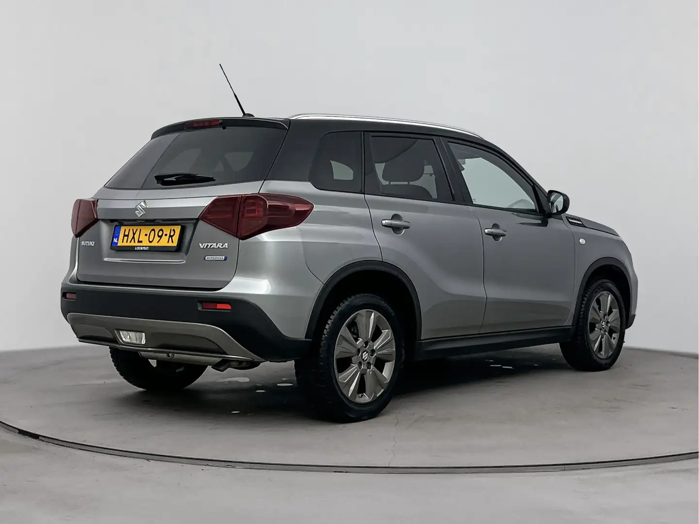Suzuki Vitara 1.4 Boosterjet Select Smart Hybrid Limited | Licht Grijs - 2