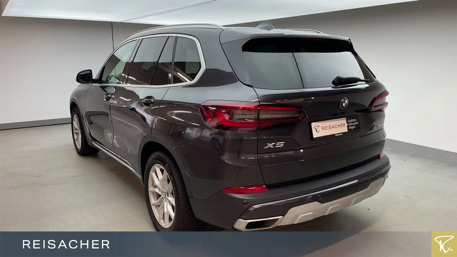 BMW X5 xDrive40d A X-Line LCProf ACC Pano 4xSH StdHz Grijs - 2