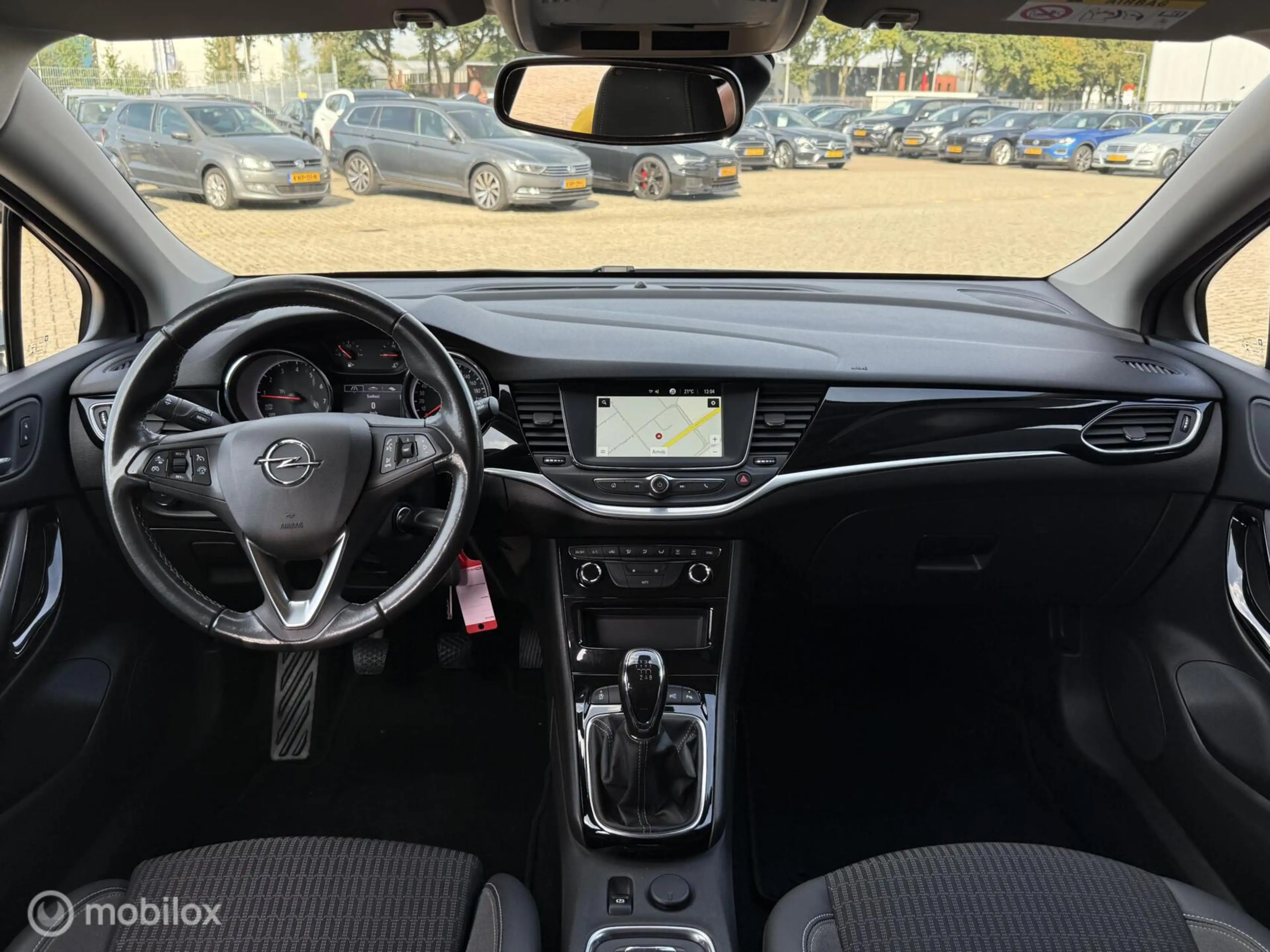 Opel Astra Sports Tourer 1.2 Edition TREKHAAK | NAVI — photo 2