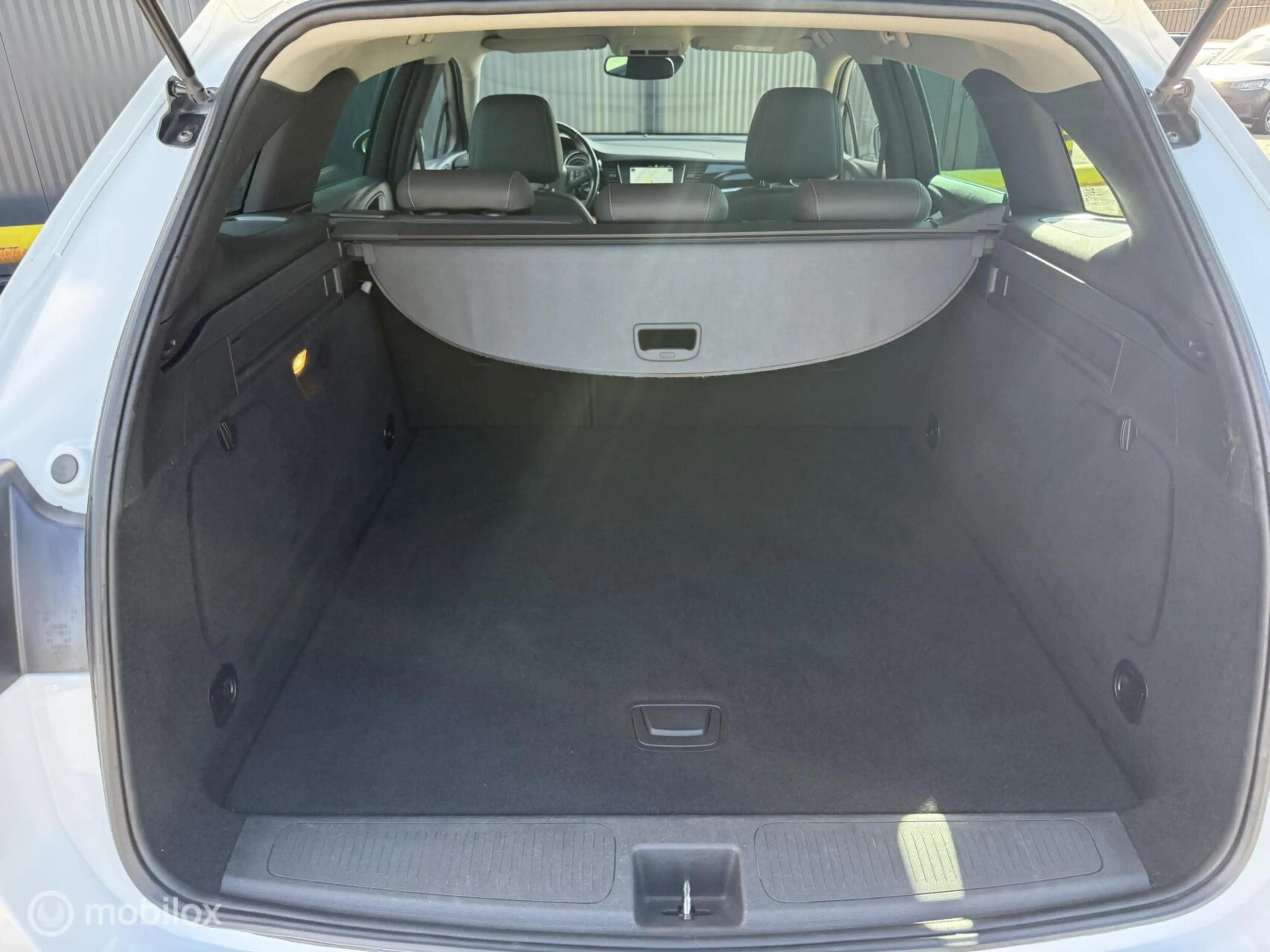 Opel Astra Sports Tourer 1.2 Edition TREKHAAK | NAVI — photo 25