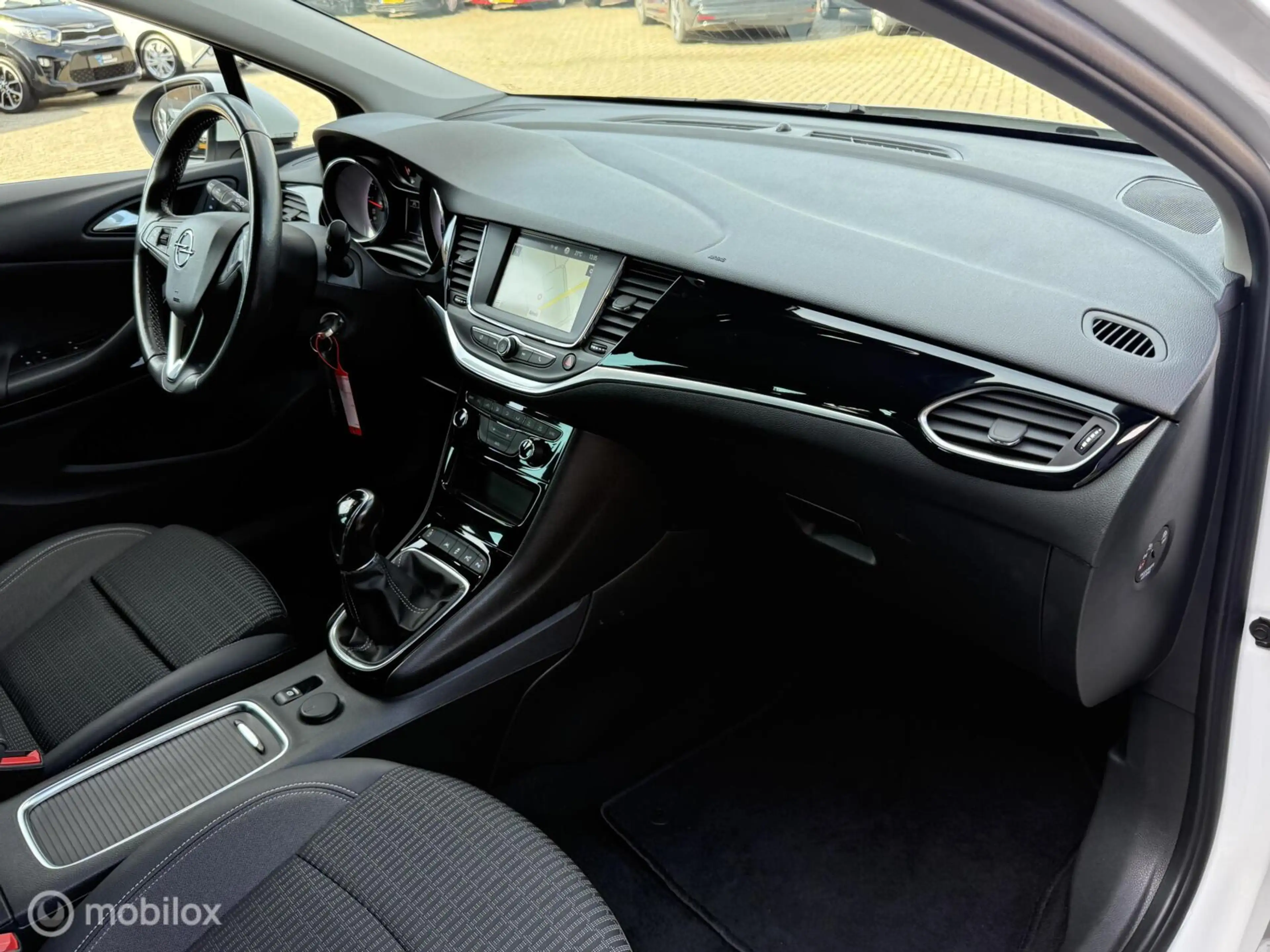Opel Astra Sports Tourer 1.2 Edition TREKHAAK | NAVI — photo 13