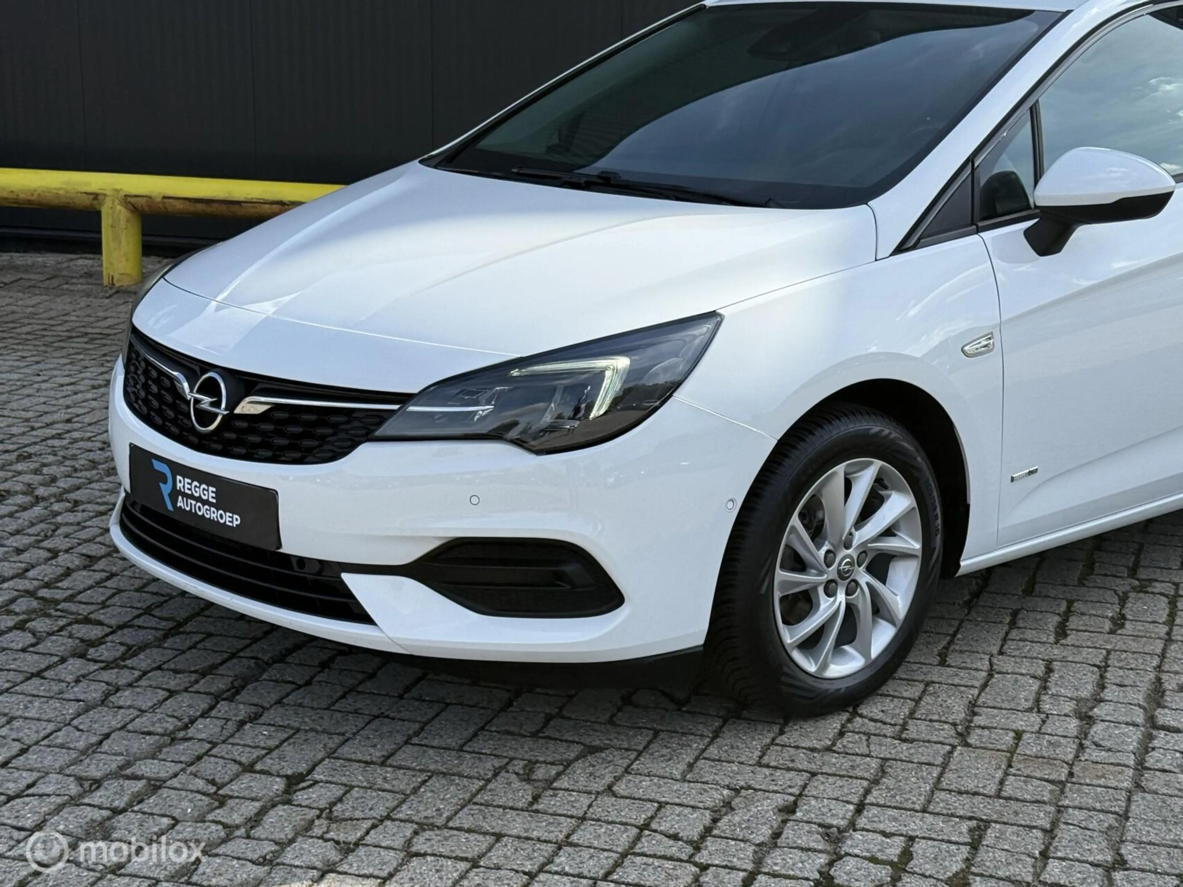 Opel Astra Sports Tourer 1.2 Edition TREKHAAK | NAVI — photo 6