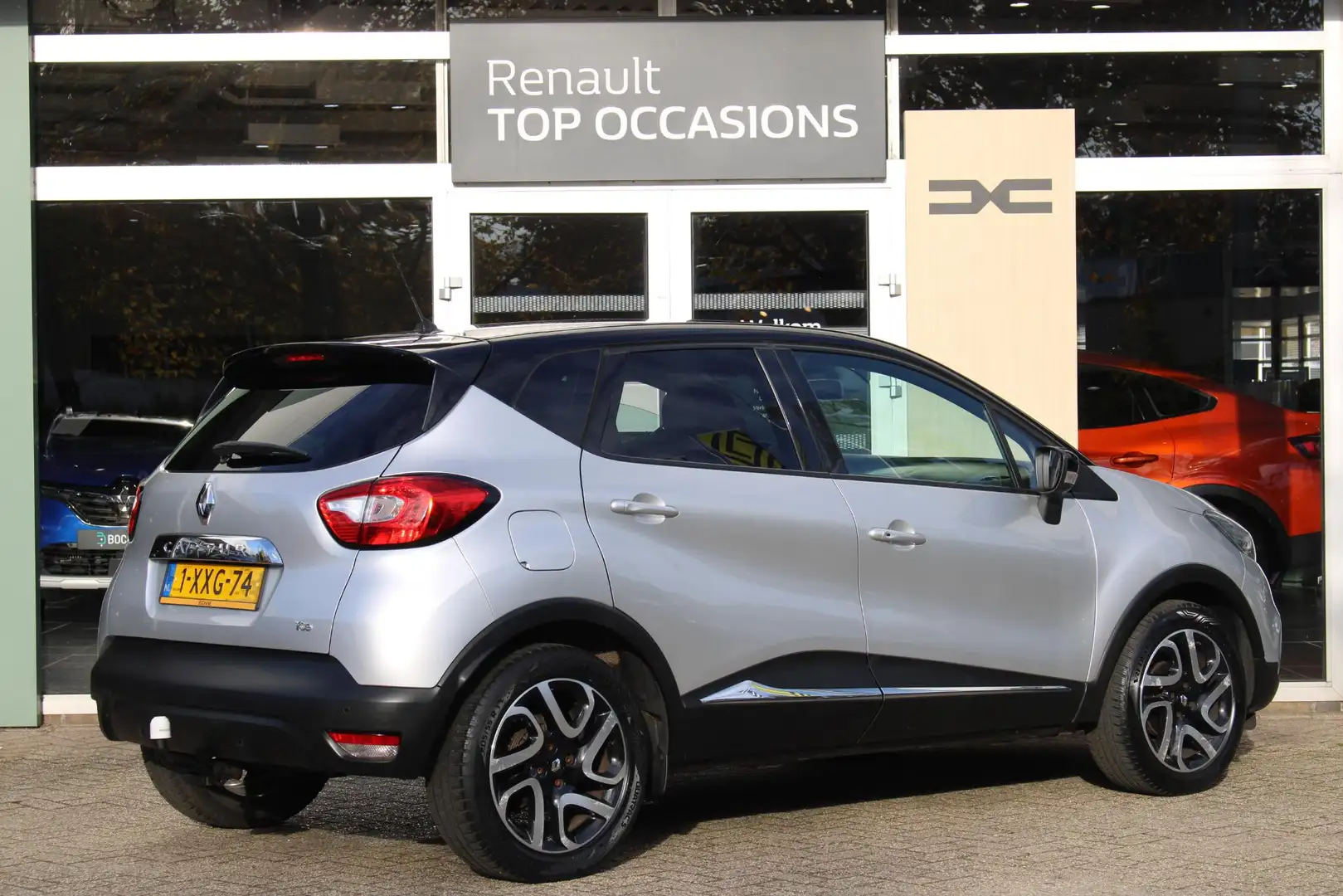 Renault Captur 0.9 TCe Dynamique | TREKHAAK | CAMERA | PARKEERSEN Gris - 2