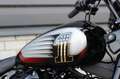 Harley-Davidson Street Bob FXBB Softail Custom, BTW MOTOR INCL!! Zwart - thumbnail 7
