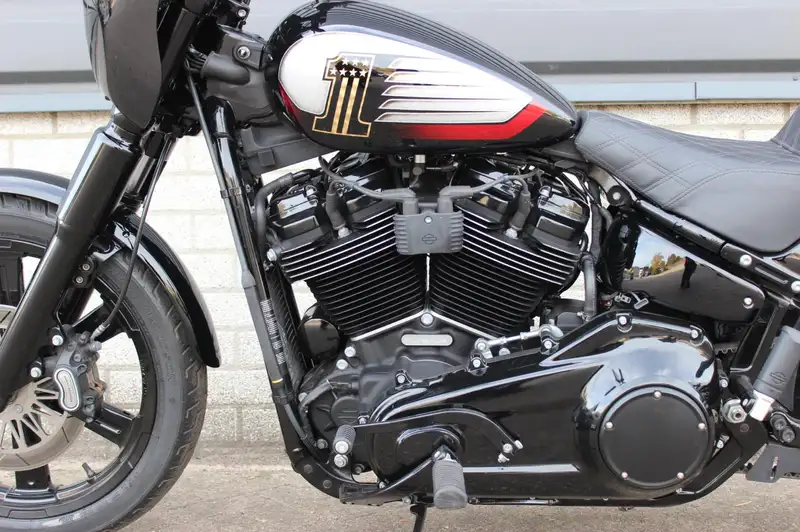 Harley-Davidson Street Bob - foto 5