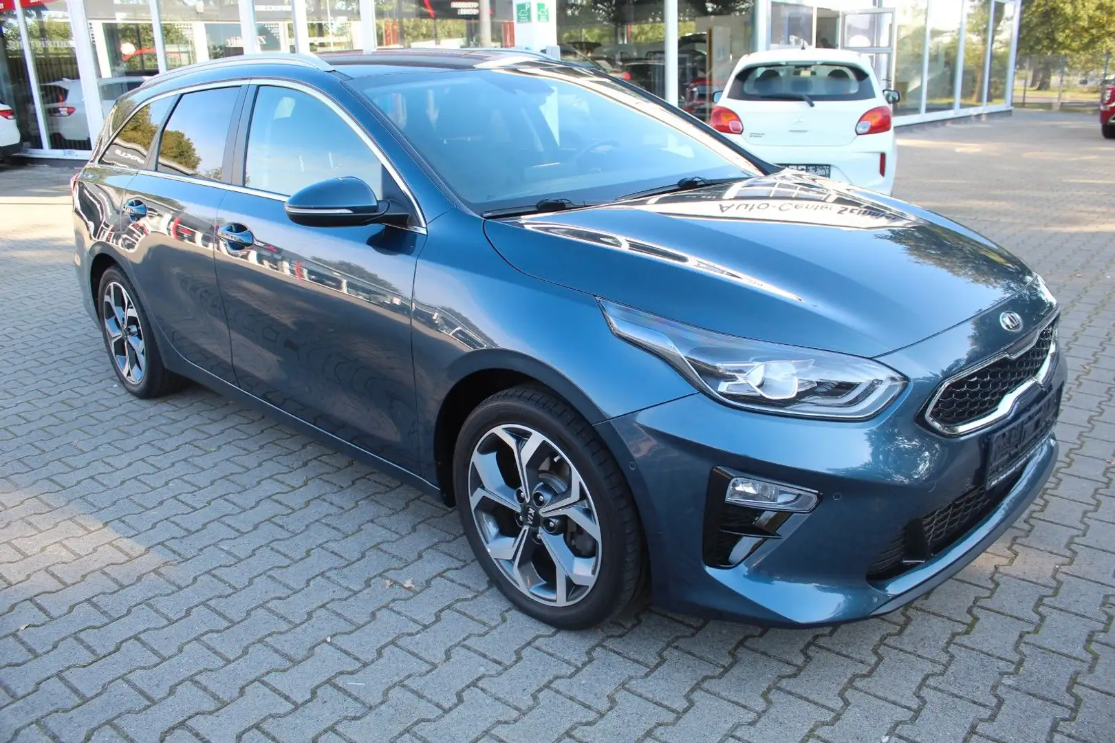 Kia Ceed SW / cee'd SW Ceed Sportswagon 1.6 CRDi Spirit Blau - 2