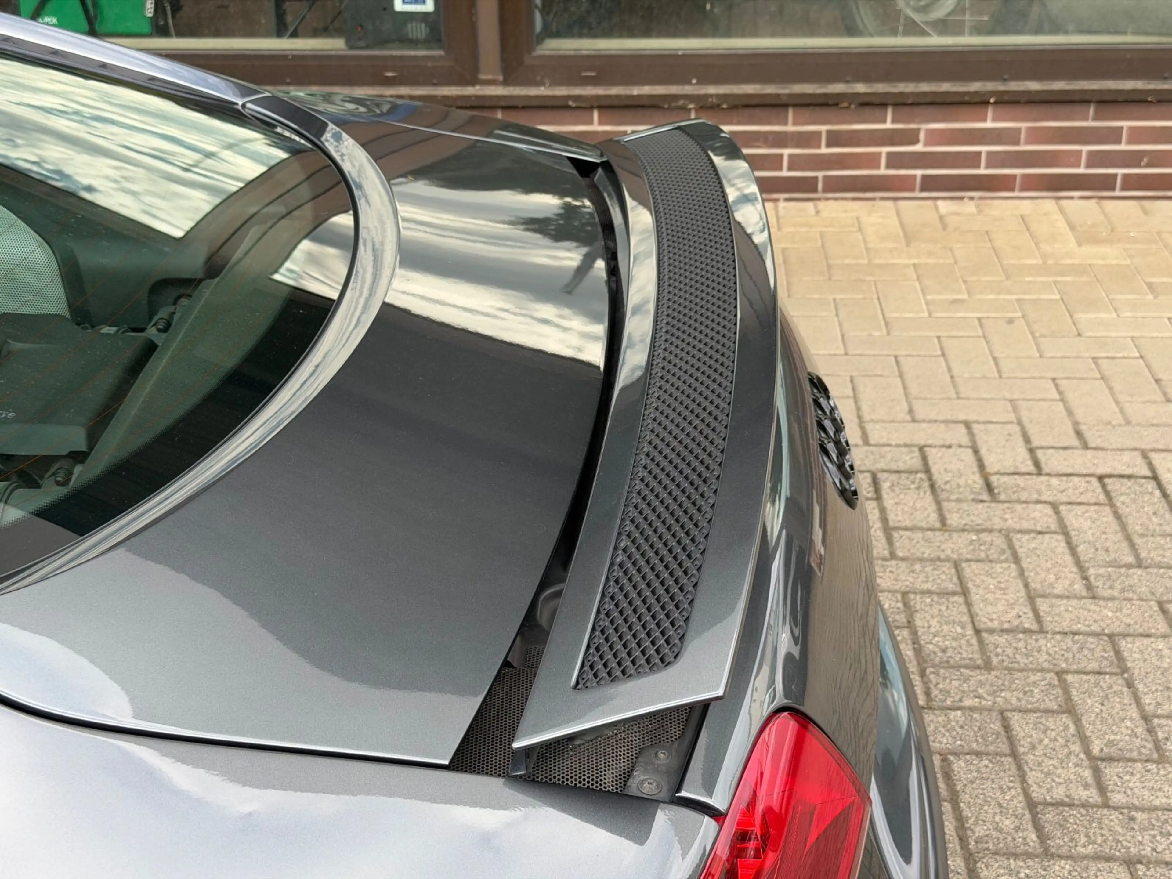 Audi R8 Coupe 4.2 FSI quattro — photo 14