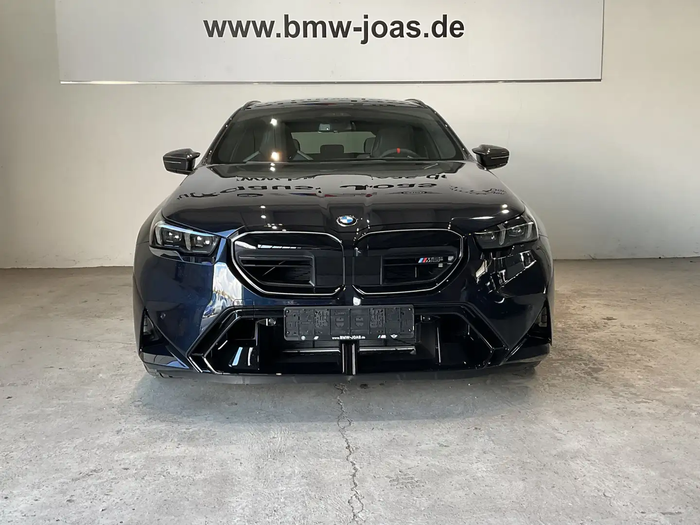 BMW M5 Touring Ultimate Package, Anhängerkupplung Schwarz - 2