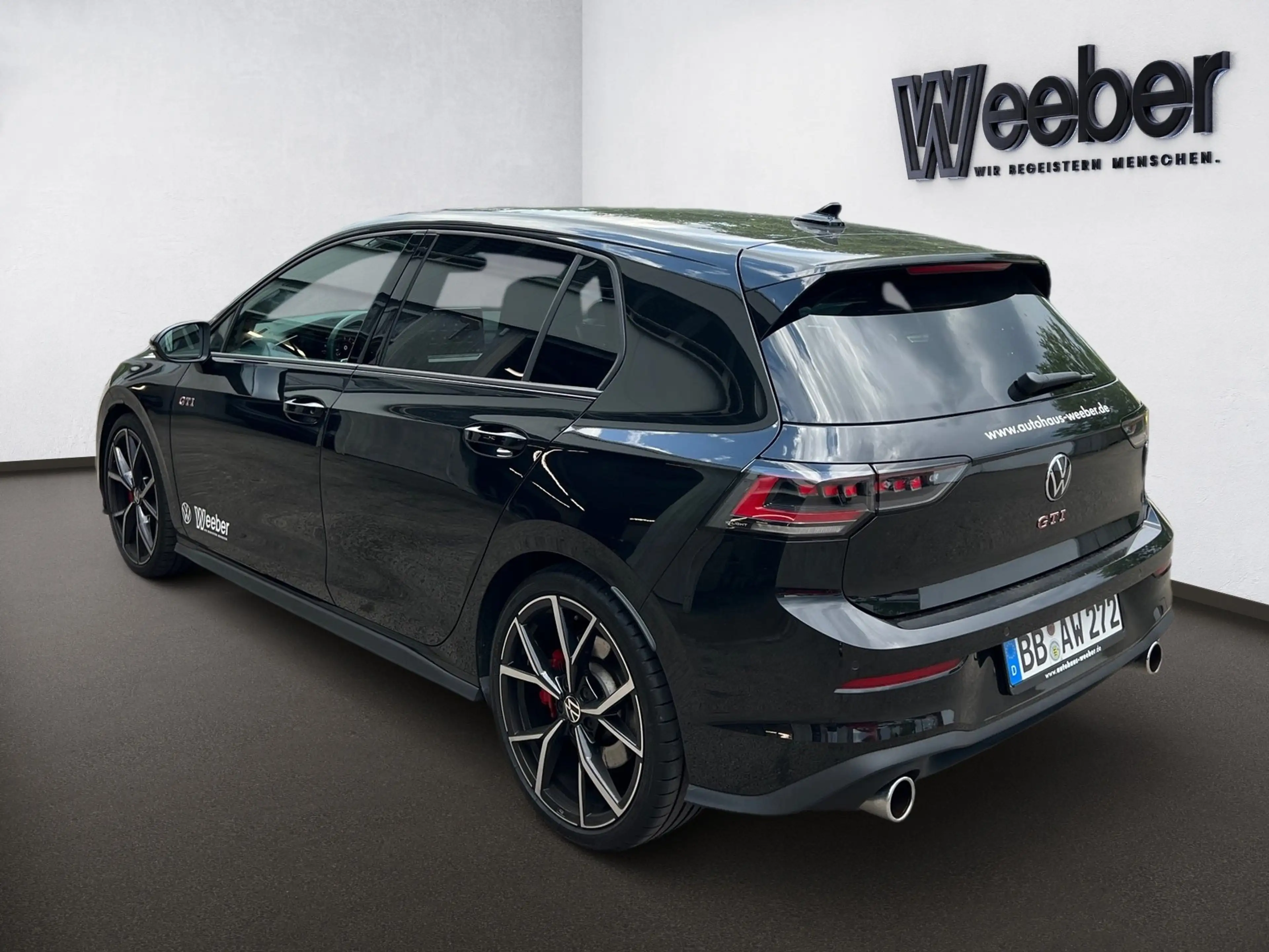 Volkswagen Golf GTI 2.0 l TSI DSG GTI LED Kamera PDC LM — photo 12