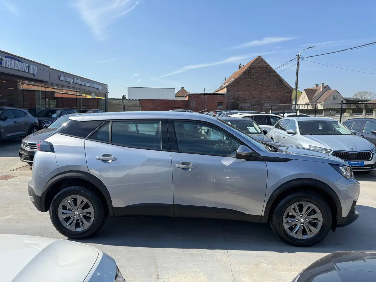 Peugeot 2008 1.2i 130PK AUTOMAAT FULL LED NAVIGATIE CARPLAY ALU, миниатюра 4