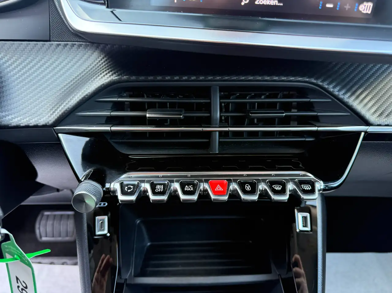Peugeot 2008 1.2i 130PK AUTOMAAT FULL LED NAVIGATIE CARPLAY ALU, миниатюра 20