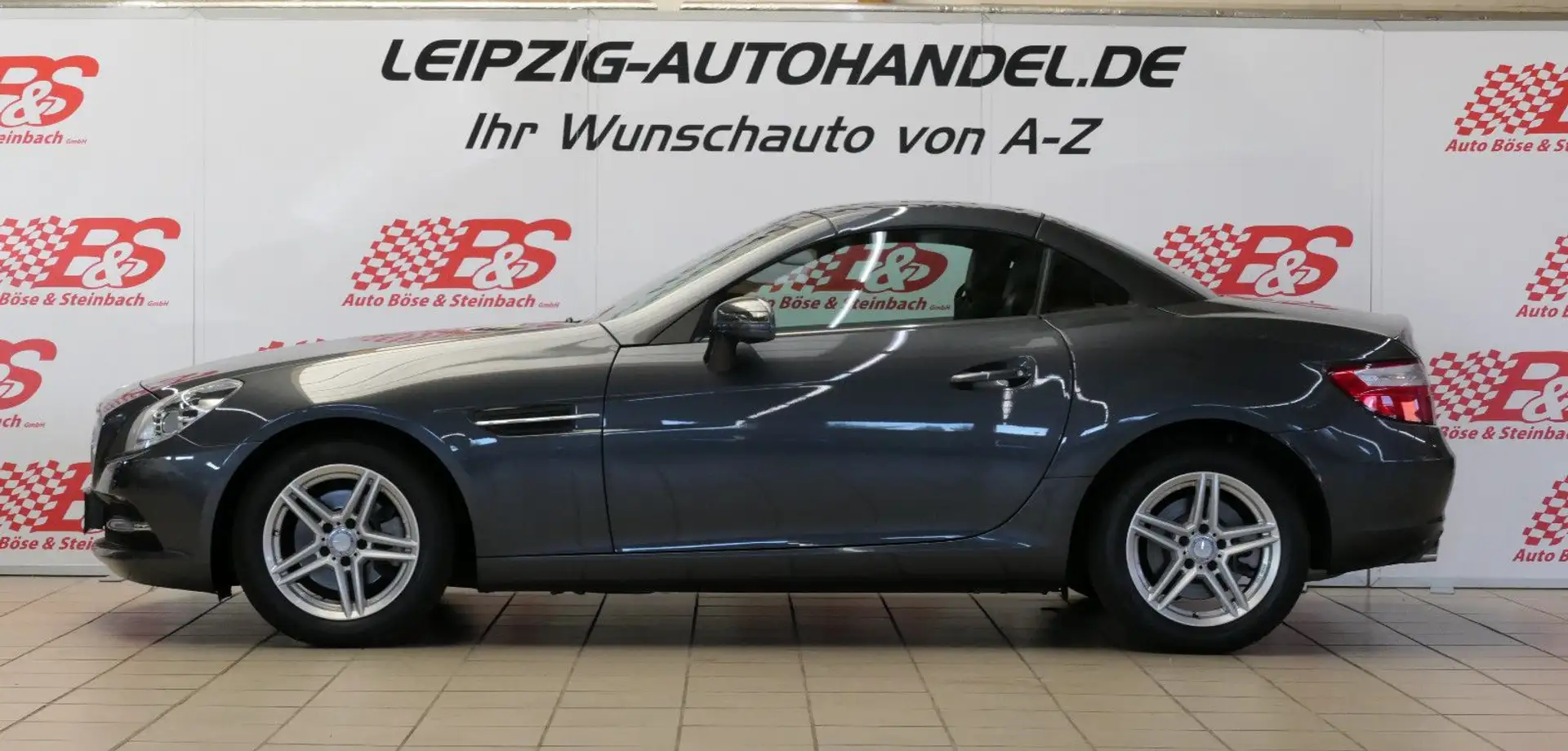 Mercedes-Benz SLK 200 Roadster BlueEfficiency*Bi-Xenon*LEDER* Grau - 2