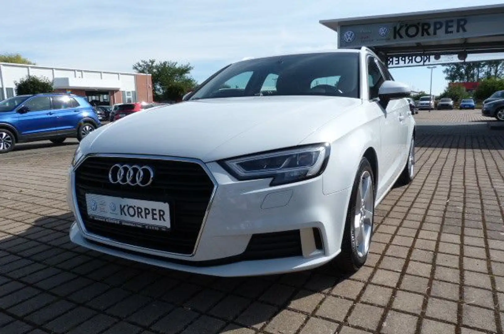 Audi A3 Sportback sport TFSI Weiß - 1
