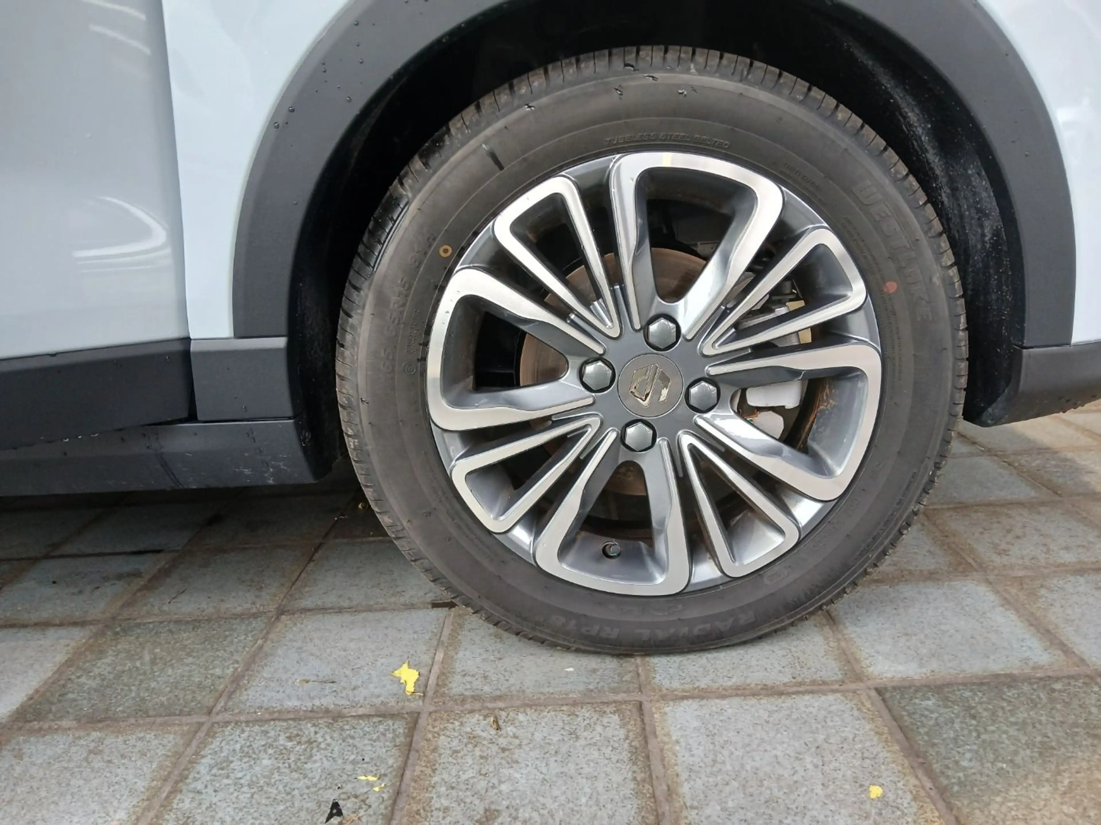 Leapmotor T03 Design — photo 14