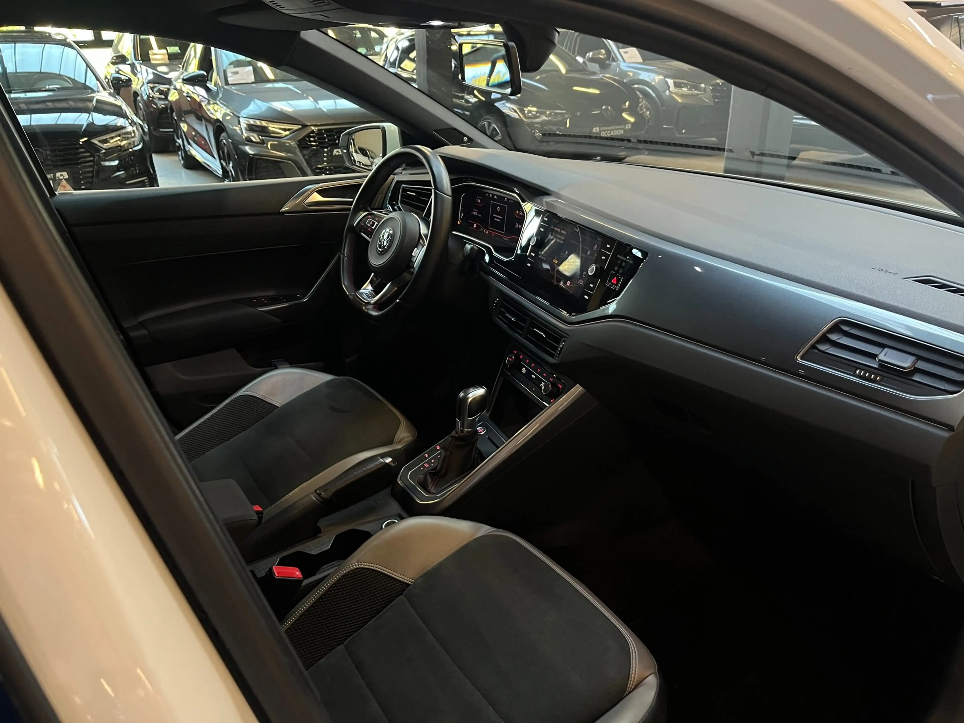 Volkswagen Polo GTI 2.0 TSI CarPlay/Virtual/Navigatie/Automaat — photo 15