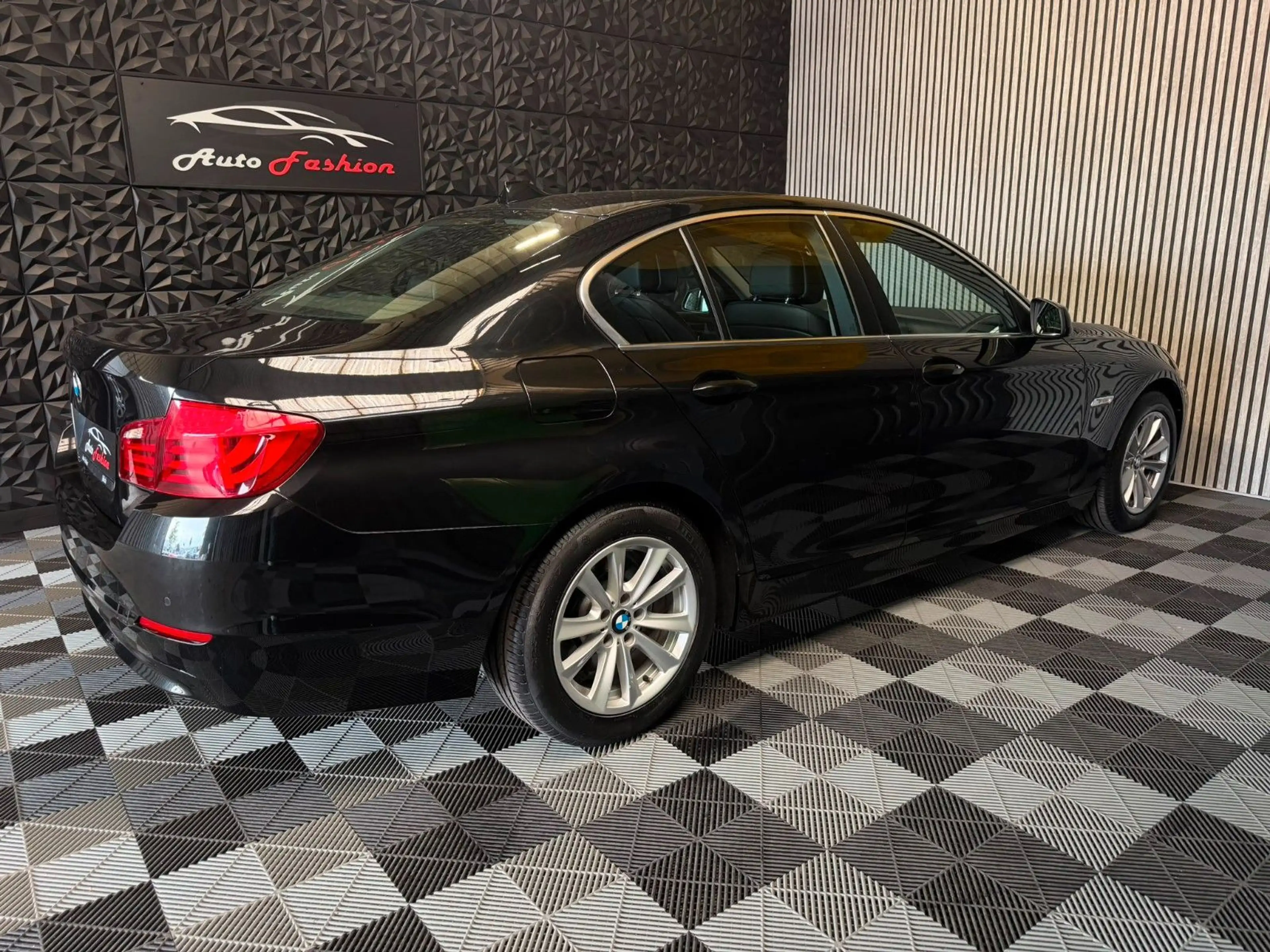 BMW 523 i Automatik Limousine Nur 70000KM — photo 15