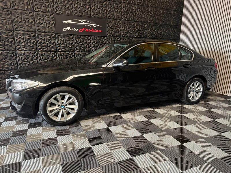 BMW 523 i Automatik Limousine Nur 70000KM — photo 2