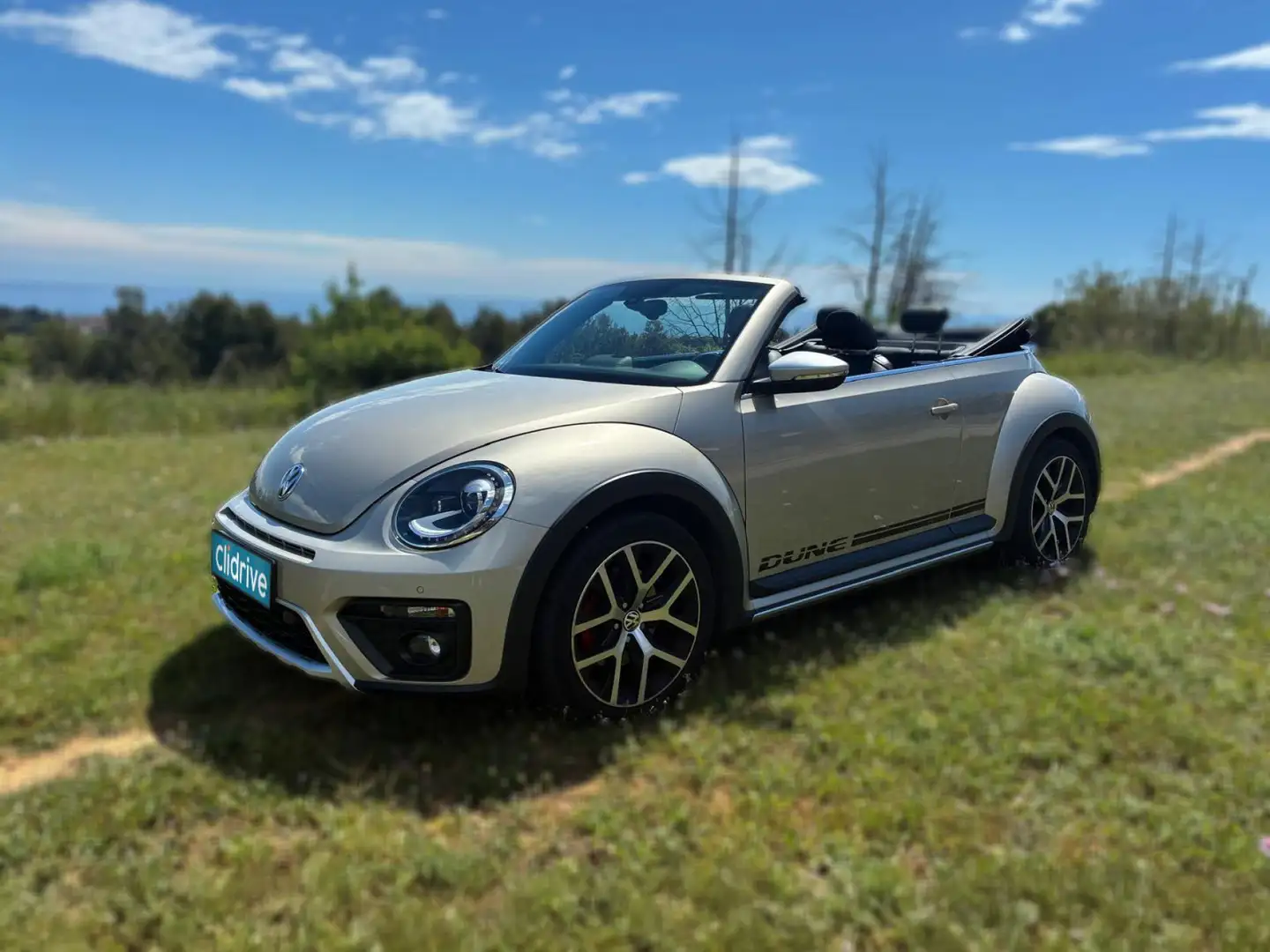 Volkswagen Beetle Cabrio 2.0 TSI Dune DSG 162kW Gris - 2