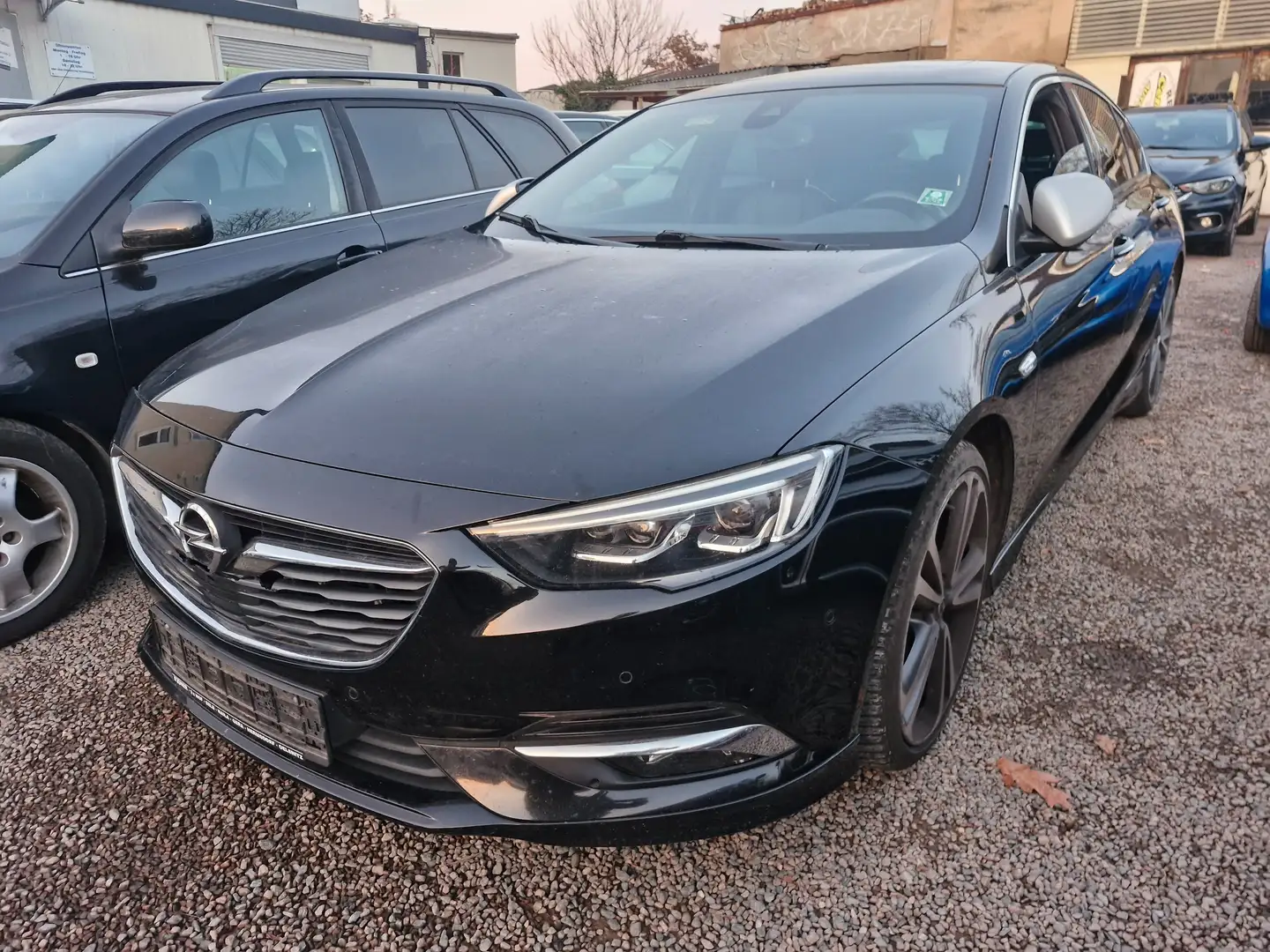 Opel Insignia Exclusive Noir - 1