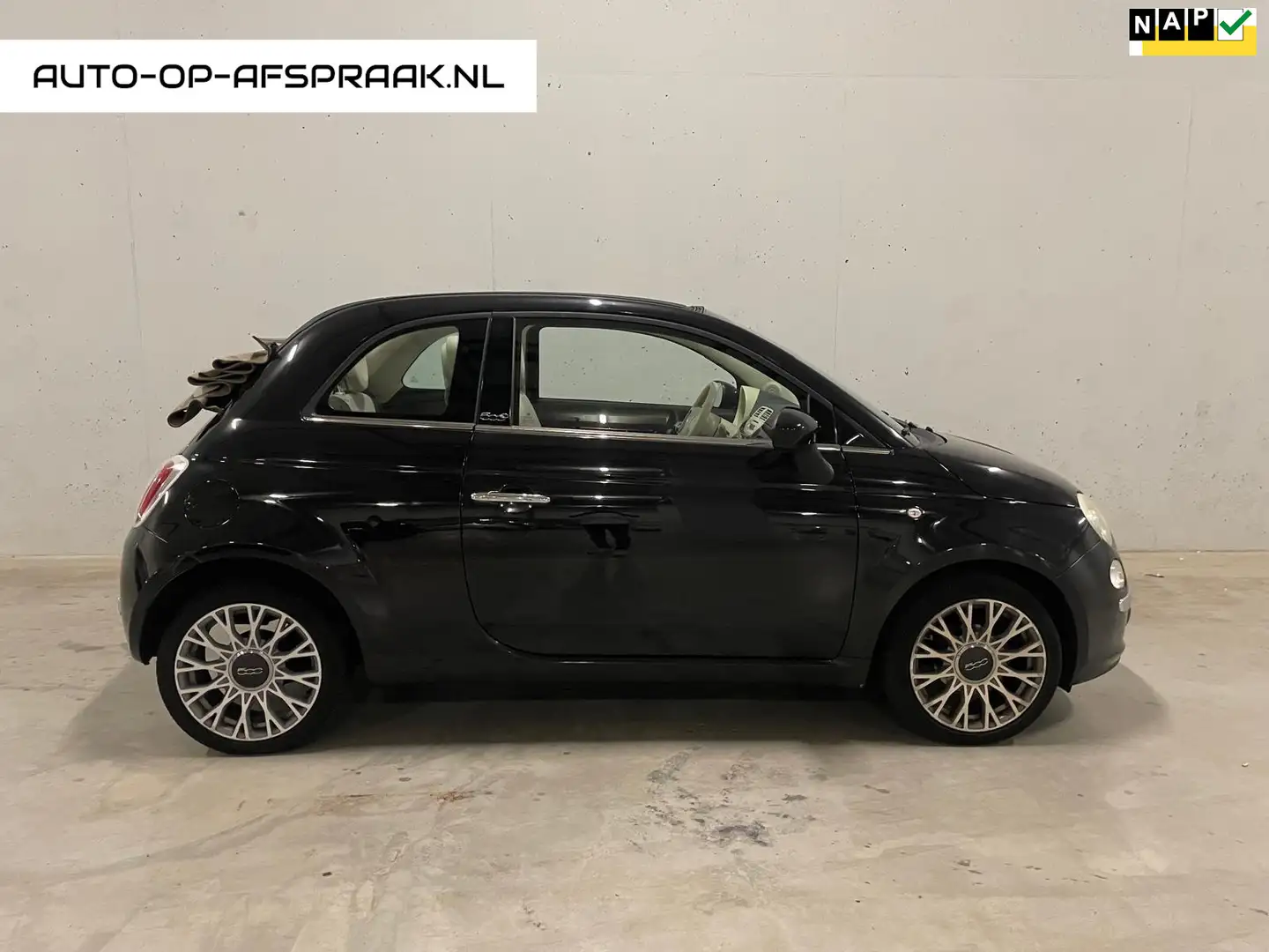 Fiat 500C 1.2 Lounge Automaat Leer Airco PDC APK NAP Zwart - 1