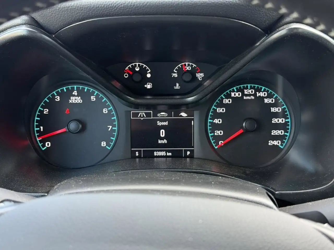 GMC Canyon photo GMC Canyon