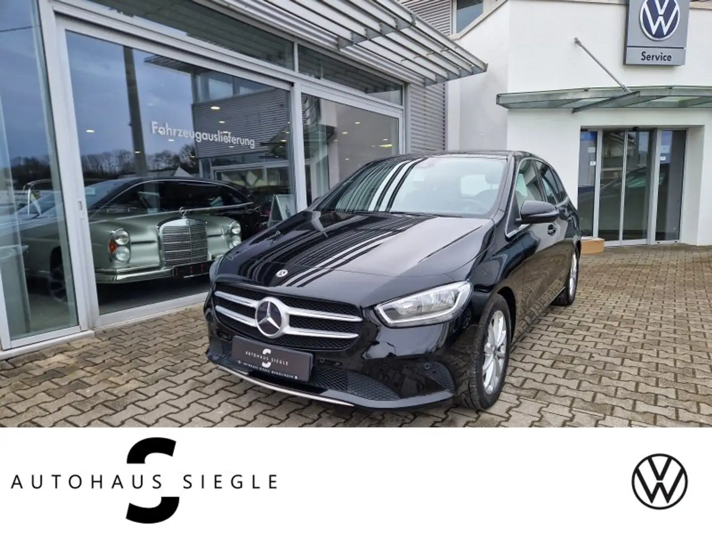 Mercedes-Benz B 200 d Progressive 4Matic Navi Leder Artico Parktronic Schwarz - 1