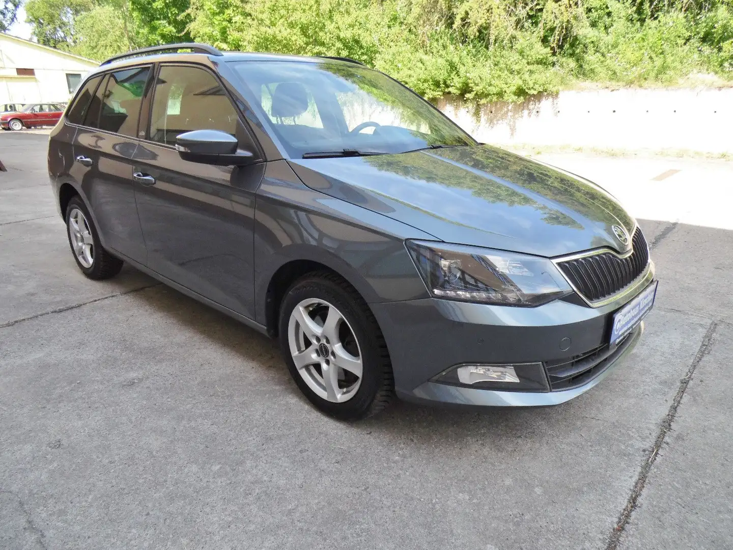 Skoda Fabia Combi Edition/SHZ/Temp./PDC Grau - 1