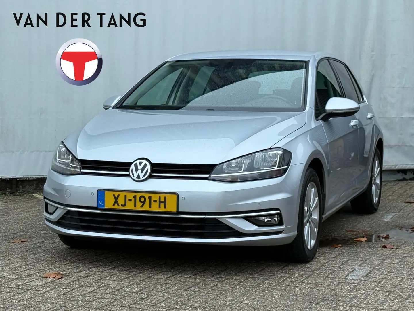 Volkswagen Golf 1.0 TSI Comfortline Business Aut. /Cam. /Navi Gris - 1