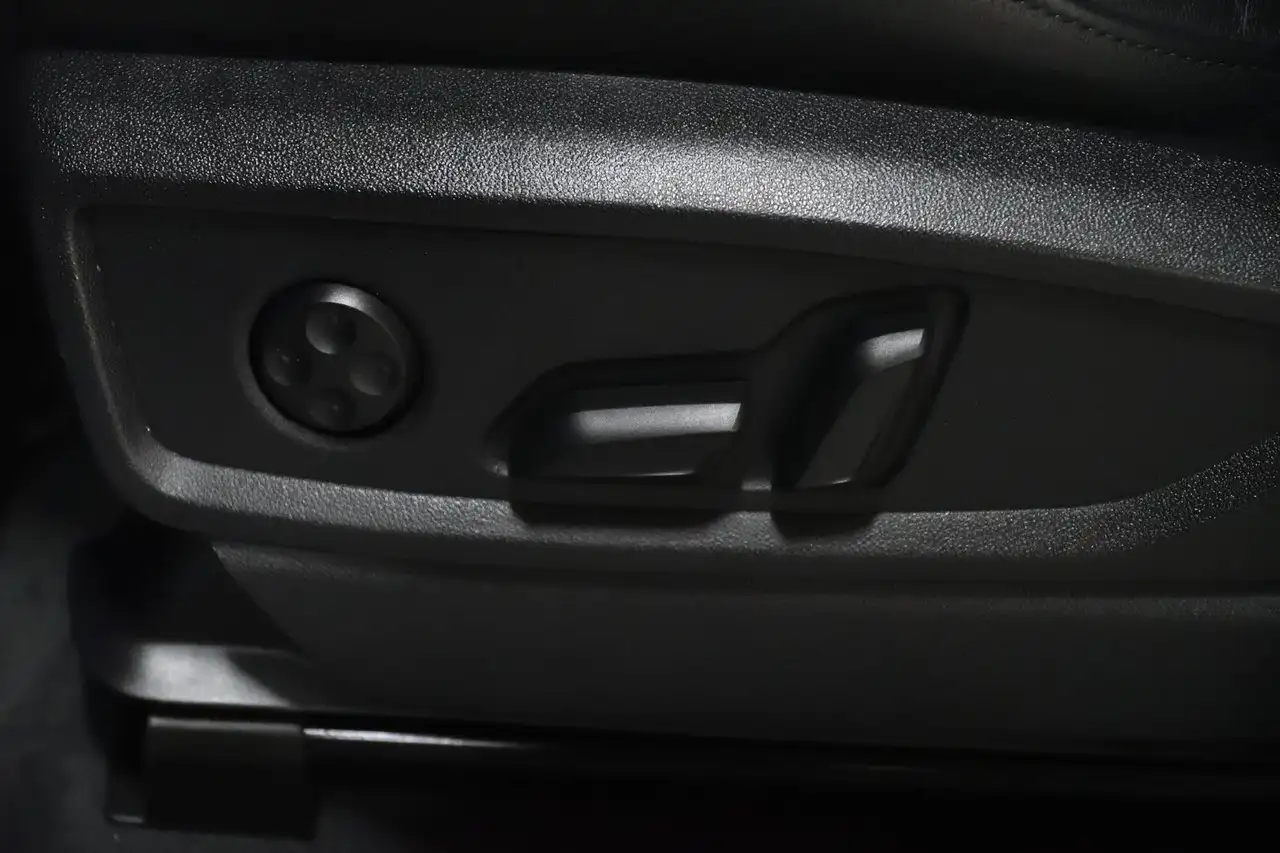 Audi Q5 снимка Audi Q5
