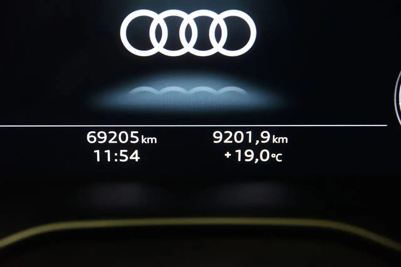 Audi Q5 снимка Audi Q5