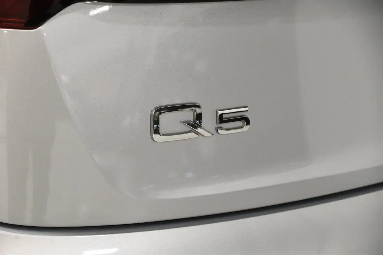 Audi Q5 снимка Audi Q5